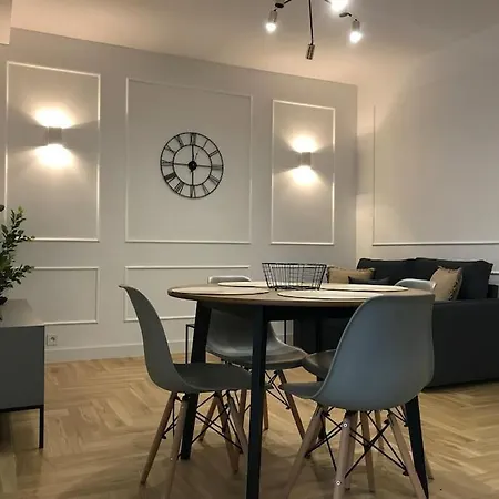 Garden Gates - Luxury In The Heart Of Old Town